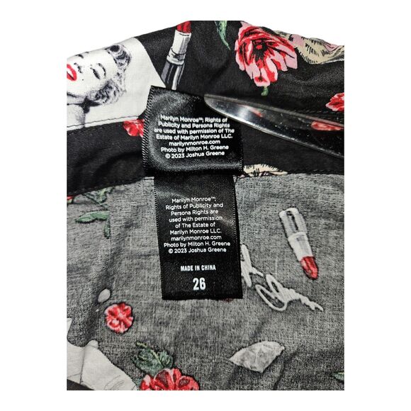 Torrid X Marilyn Monroe Midi Dress Women's 26 AOP Short Sleeve Retro Full Swing - Picture 3 of 11